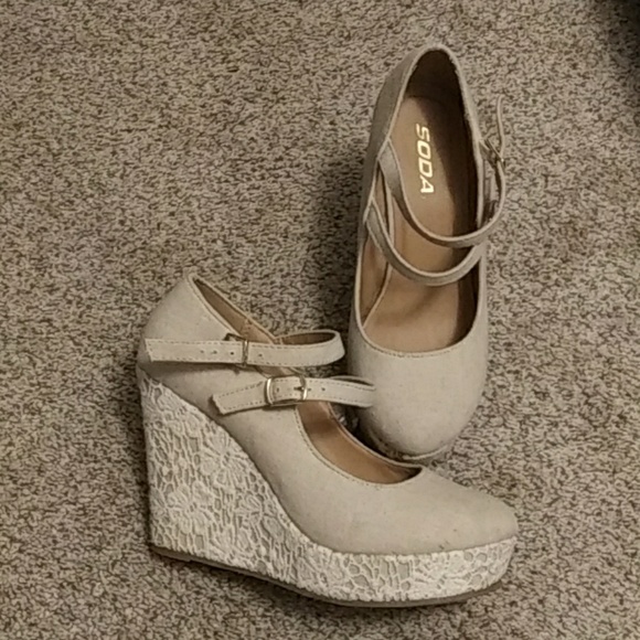 Soda Shoes - Soda wedges Soda Shoes - Soda wedges